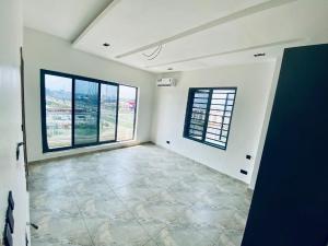 4 bedroom Flat / Apartment for rent ONIRU Victoria Island Lagos