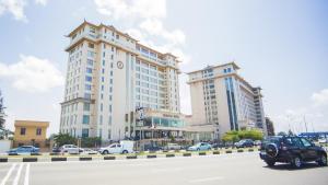 10 bedroom Commercial Property for sale Maroko Road Lekki Epe Expressway In Between Lekki And Victoria Island Lekki Lagos