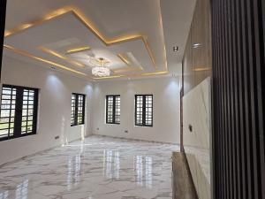 5 bedroom House for sale Lekki Lagos