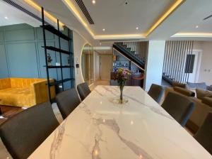 4 bedroom Flat / Apartment for sale Ikoyi S.W Ikoyi Lagos