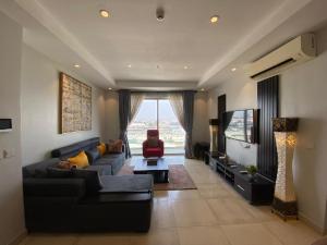 2 bedroom Flat / Apartment for rent Bluewater Apartment Building, Lekki Rhs Lagos State. Lekki Phase 1 Lekki Lagos