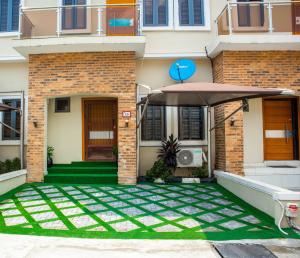 House for rent Metro Homes Estate After Abraham Adesanya Traffic Light Ajah Lagos