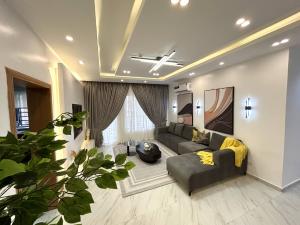 3 bedroom Flat / Apartment for rent Banana Island Road Ikoyi Lagos