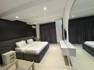 3 bedroom Flat / Apartment for sale Admiralty Road Lekki Lagos