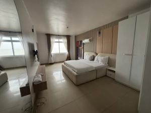 1 bedroom Flat / Apartment for rent Orchid Lekki Lagos