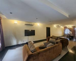 3 bedroom Flat / Apartment for rent Bourdillon Road, Ikoyi Lagos State. Bourdillon Ikoyi Lagos
