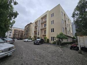 3 bedroom Flat / Apartment for rent Off Oniru Market Road, Lekki Phase 1 Lekki Lagos