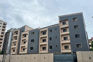 3 bedroom Flat / Apartment for rent Adeola Odeku Victoria Island Lagos