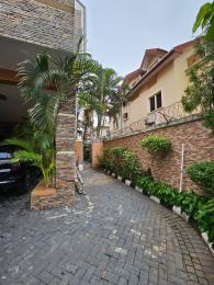 2 bedroom House for rent Parkview Estate Ikoyi Lagos