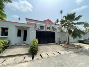 3 bedroom Flat / Apartment for rent Olugbosi Close Victoria Island Lagos