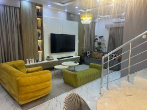 3 bedroom House for rent Ologolo Lekki Lagos