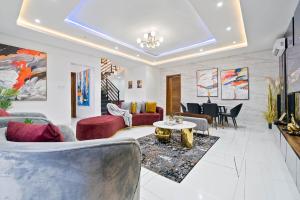 4 bedroom House for shortlet ONIRU Victoria Island Lagos