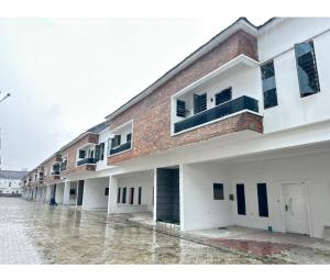4 bedroom House for sale Orchid Road Orchid Lekki Lagos