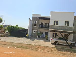 5 bedroom House for rent Hortigraph Estate, Near Nizameya/turkish Hospital Idu Abuja