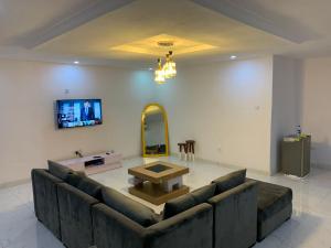 1 bedroom Flat / Apartment for rent Mobolaji Bank Anthony Way Ikeja Lagos