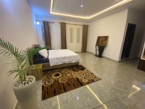 5 bedroom House for rent Guzape Abuja