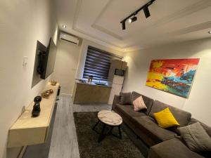 1 bedroom Flat / Apartment for rent Off Admiralty Way, Lekki Lagos