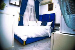 1 bedroom Flat / Apartment for shortlet Pedro Palmgroove Shomolu Lagos