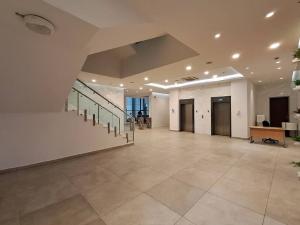 Commercial Property for rent Admiralty Way, Lekki Phase 1 Lekki Lagos