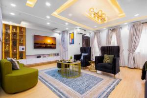 3 bedroom House for shortlet Ikeja GRA Ikeja Lagos