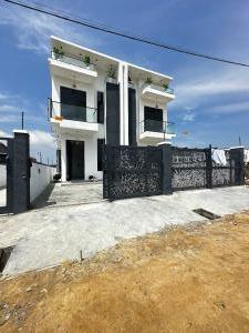 4 bedroom House for sale Lbs Axis Lekki Phase 2 Lekki Lagos