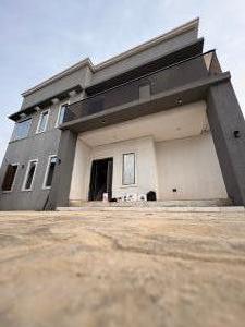 4 bedroom House for sale Palace Estate ,akala Akobo Ibadan Oyo