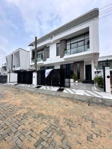 4 bedroom House for sale Ikota Lekki Lagos