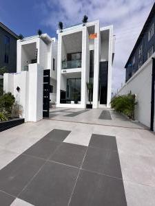 5 bedroom House for sale Chevron Toll Gate Axis Oral Estate Lekki Lagos