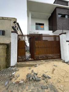 4 bedroom House for sale Oakland Estate Sangotedo Ajah Lagos