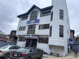 3 bedroom Commercial Property for rent Veterinary Junction, Mokola, Adamasingba Ibadan Oyo