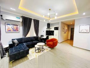 2 bedroom Flat / Apartment for shortlet Folorunsho Kuku Street, Oacda Estate, Agbaoku Cda, Opebi, Ikeja. Opebi Ikeja Lagos