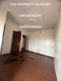 2 bedroom Flat / Apartment for rent Alagomeji, Yaba, Lagos. Alagomeji Yaba Lagos