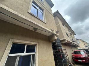 3 bedroom Flat / Apartment for rent Oyadiran Second Transformer Sabo Yaba Lagos