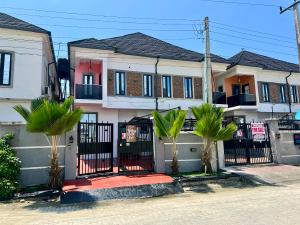 4 bedroom House for rent Ikota Gra Behind Megachicken Lekki Lagos