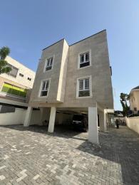 2 bedroom House for rent Off Admiralty Road Lekki Phase 1 Lekki Lagos