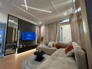 1 bedroom House for shortlet Lekki Phase 1 Lekki Lagos