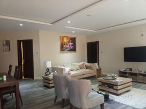 3 bedroom Flat / Apartment for sale Pinnock Beach Phase 3, Osapa London Lekki Lagos State. Osapa london Lekki Lagos