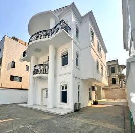 4 bedroom House for sale Lovely Environment @ Banana Island Ikoyi Lagos Banana Island Ikoyi Lagos
