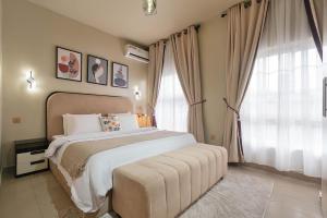 3 bedroom House for shortlet ONIRU Victoria Island Lagos
