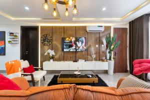 3 bedroom Flat / Apartment for shortlet Lekki Right Side Lekki Lagos