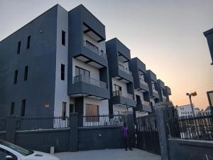 4 bedroom House for sale Close To Hmedix Guzape Abuja