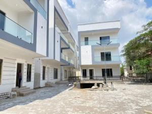 4 bedroom House for sale Main Utako Abuja