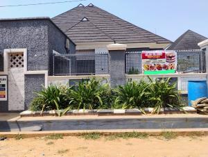 3 bedroom House for sale Valleyview Estate, Olu Odo, Ebute Ikorodu Lagos