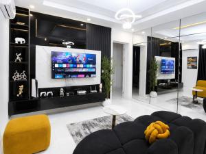 Flat / Apartment for shortlet Gbangbala Street Ikate Ikate Lekki Lagos