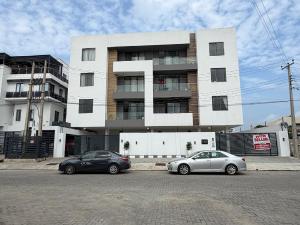 2 bedroom House for sale ONIRU Victoria Island Lagos