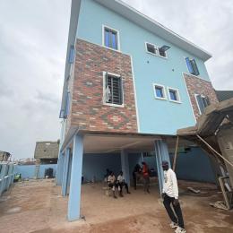2 bedroom Flat / Apartment for sale Off Bishop Street, Ojuelegba Surulere Lagos