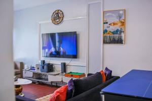 2 bedroom House for rent Off Admiralty Way Lekki Phase 1 Lekki Lagos