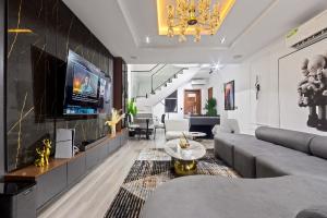 2 bedroom House for shortlet Lekki Phase 1 Lekki Lagos