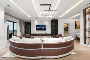 3 bedroom Flat / Apartment for shortlet White Sand Ikate Lekki Lagos