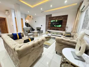 3 bedroom House for shortlet Ikate Lekki Lagos